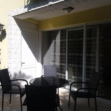 Villa House *